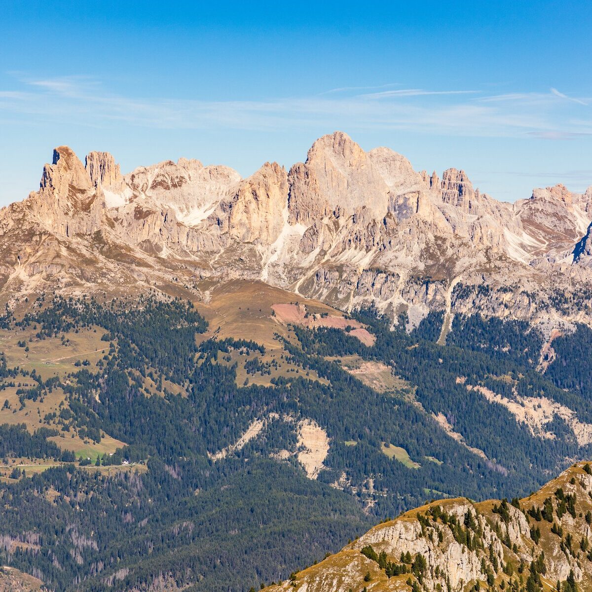 Landschaft_Rosengarten_Dolomiten_Viezzena_Viesena_Herbst_Wanderung
